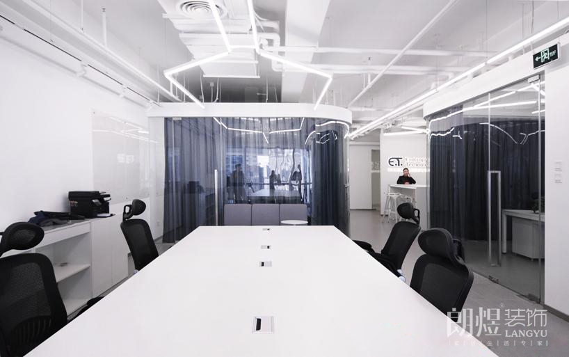 200平极简办公室装修设计效果图