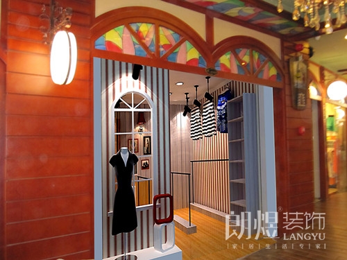 美观时尚的服装小店铺门面装修效果图