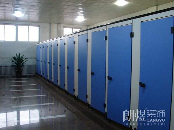 高速公路服务区厕所装修与布局效果图