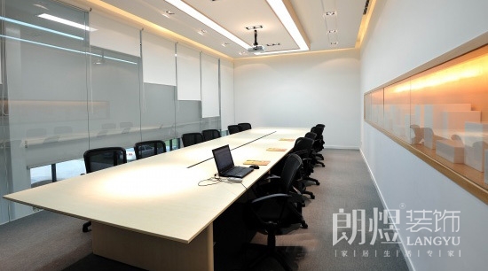 高新技术公司办公室装修效果图-大型会议室